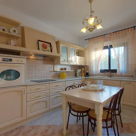 بيت للعطل Hemera House Minthi *