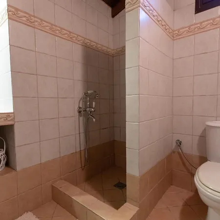 Hemera House Minthi Kalandra