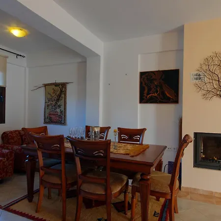 Hemera House Minthi Vakantiehuis Kalandra