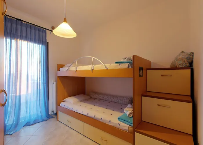 Hemera House Minthi