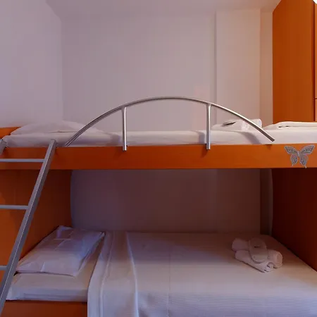 Hemera House Minthi * Kalandra