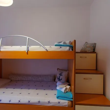 Hemera House Minthi * Kalandra