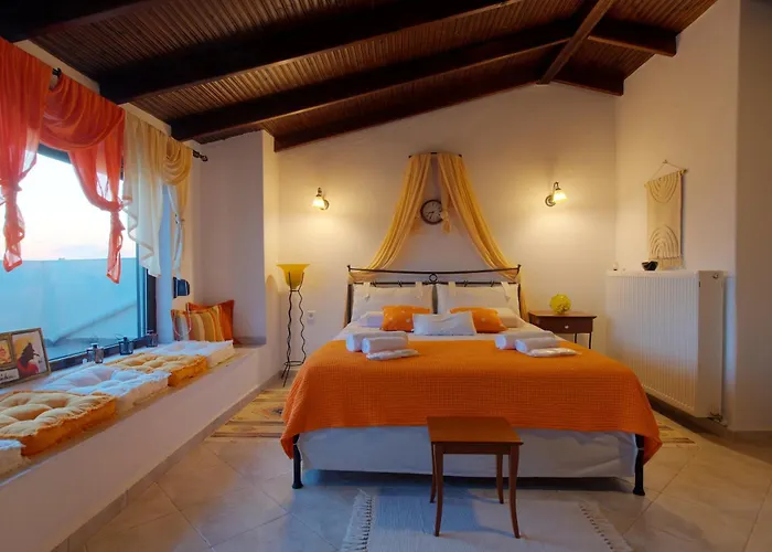 Hemera House Minthi * Καλάνδρα